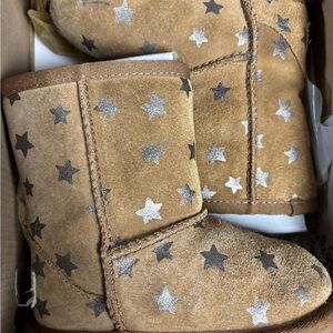 Toddler/Little Kid Uggs EUC